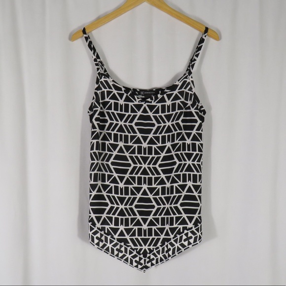 INC Black and White Geometric Scarf Tank Cami Size 6 - Picture 7 of 8